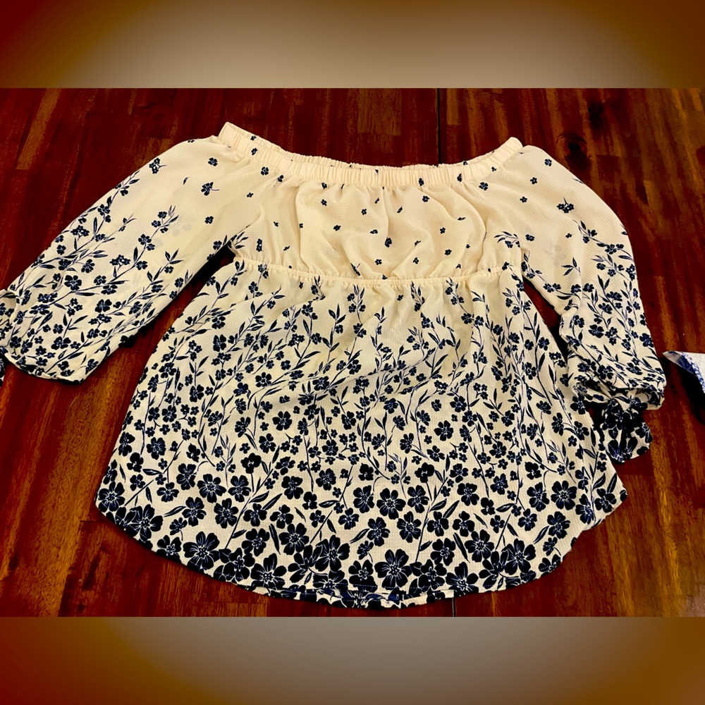 Haute Monde off shoulder top